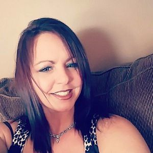 Meet your Posher, Desiree